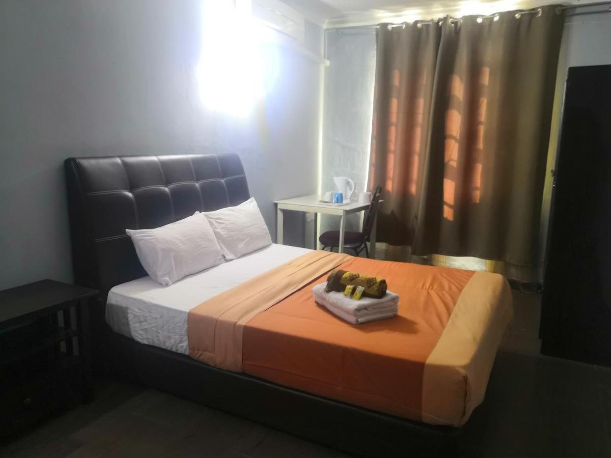 Oyo 90473 Opah Inn Hotel Kampong Ayer Terjun 外观 照片